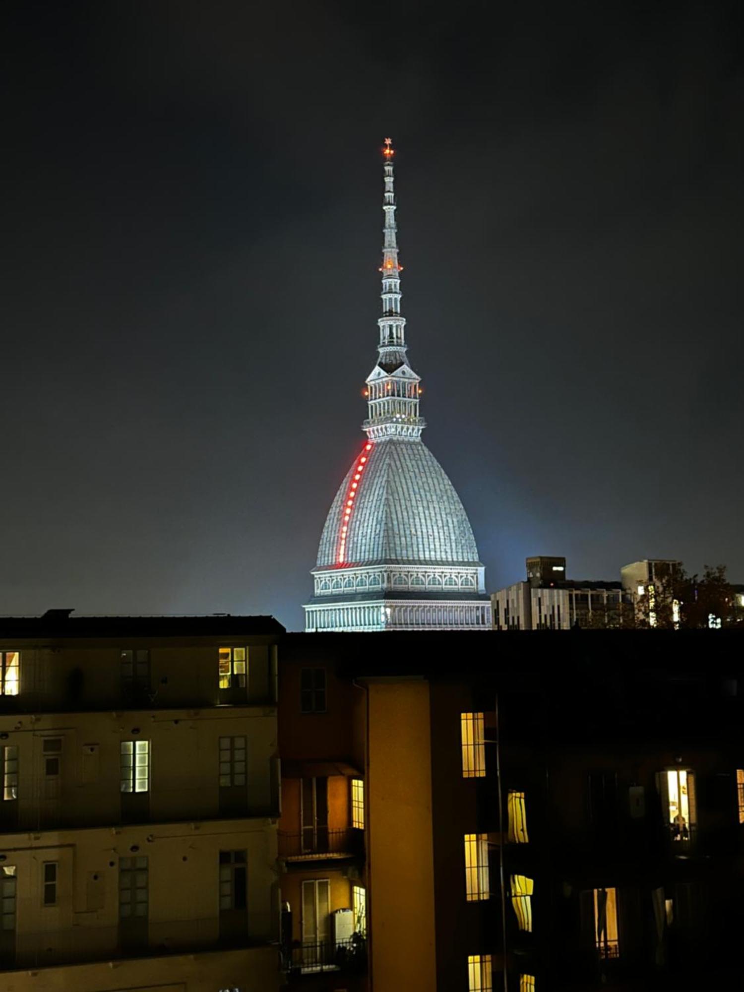 Le Finestre Sulla Mole Apartment ตูริน ภายนอก รูปภาพ