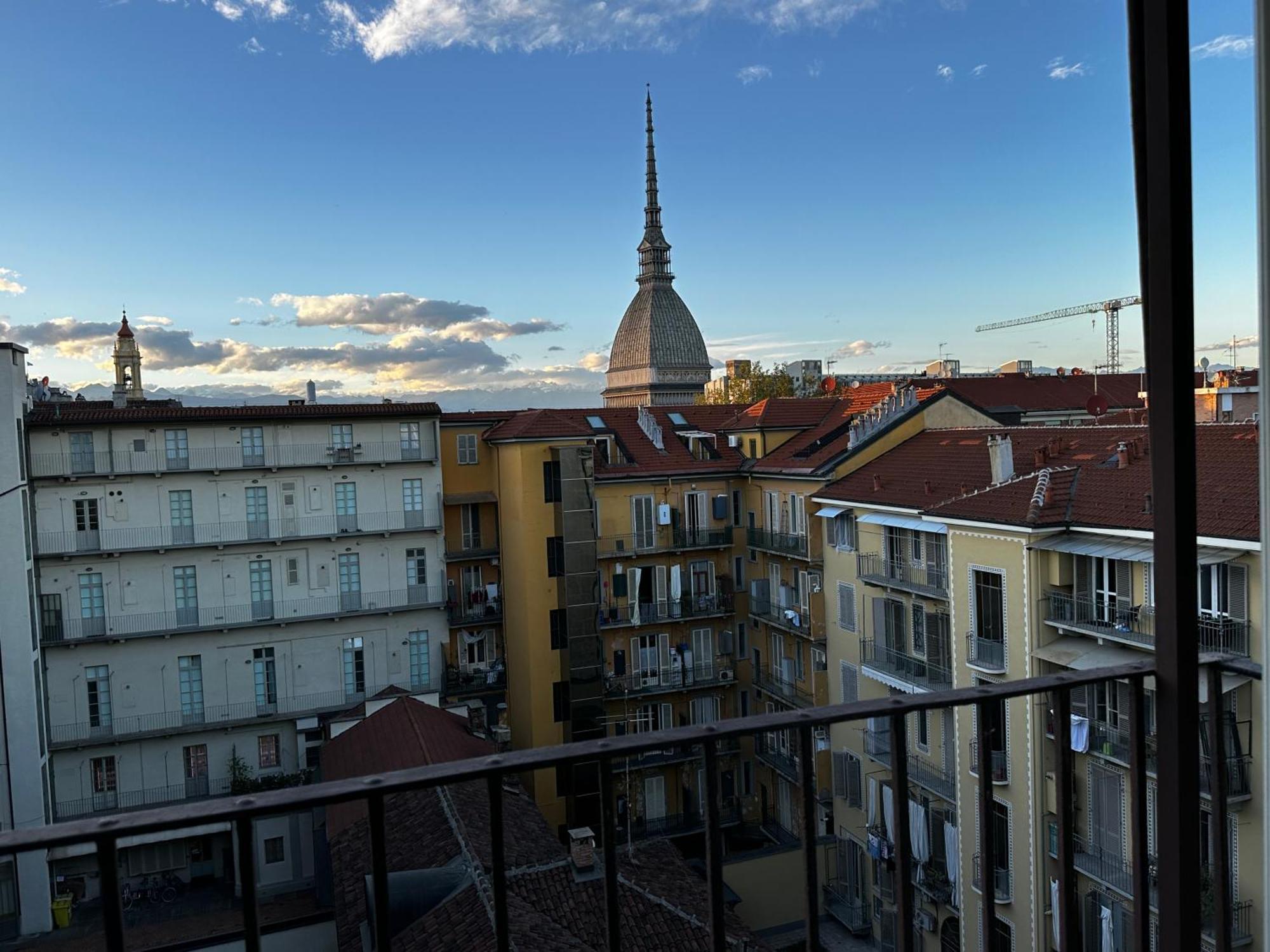 Le Finestre Sulla Mole Apartment ตูริน ภายนอก รูปภาพ