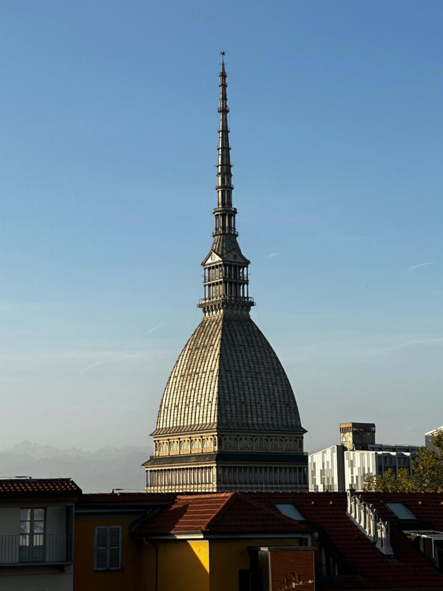 Le Finestre Sulla Mole Apartment ตูริน ภายนอก รูปภาพ